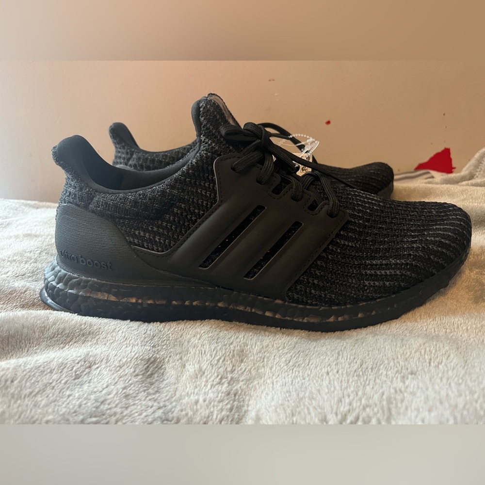 Adidas Ultraboost 4.0 DNA Triple Black